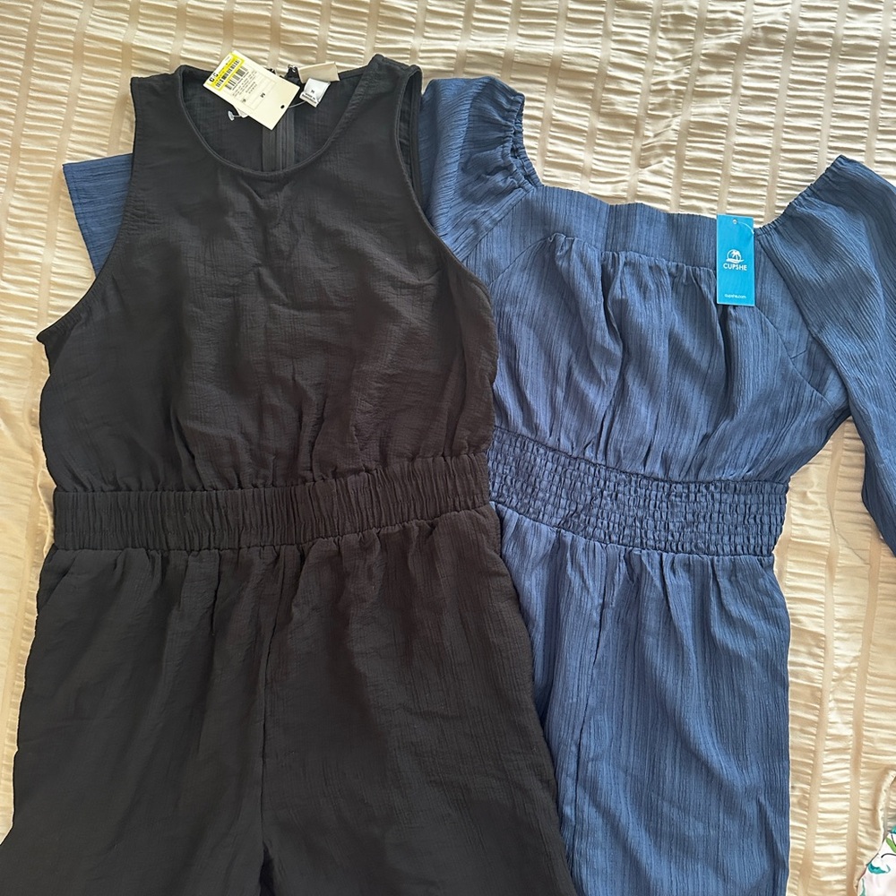 Women’s Romper Bundle NWT Medium Summer Vacation Outfits Navy and Black